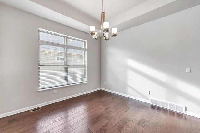 210 N BEDFORD ROAD, Green Bay, WI 54311