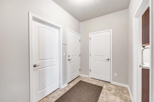 210 N BEDFORD ROAD, Green Bay, WI 54311