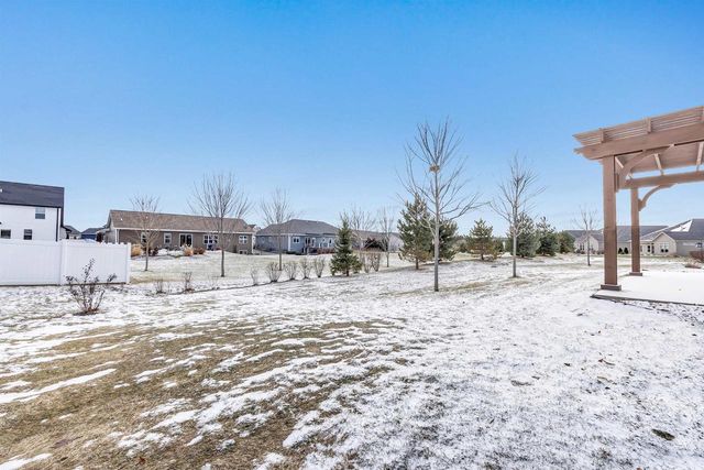 210 N BEDFORD ROAD, Green Bay, WI 54311