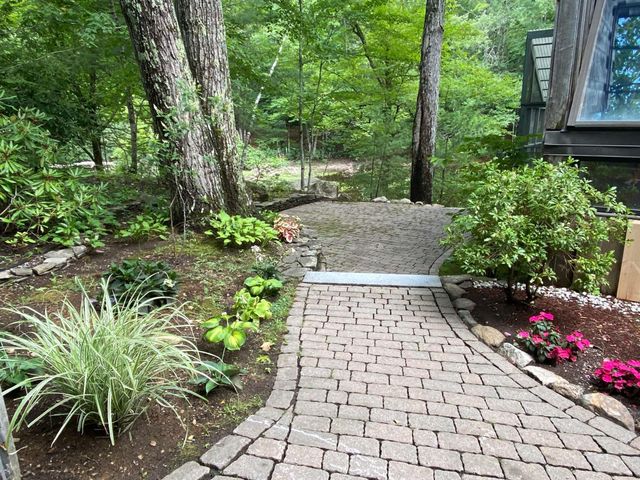 126 Hall Road, Barrington, NH 03825