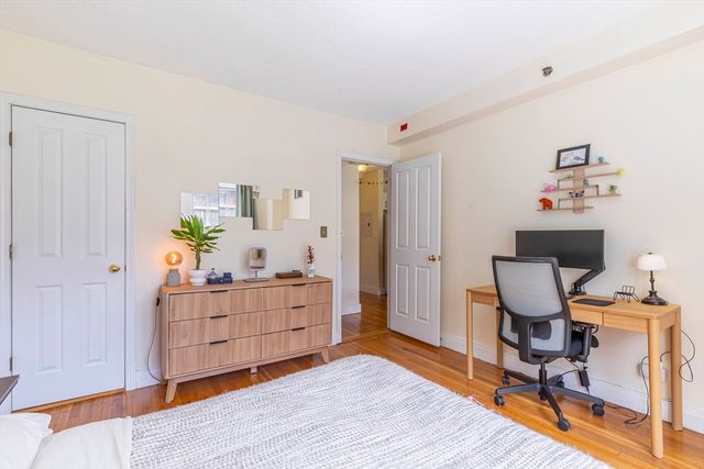 534 Beacon 301, Boston, MA 02215
