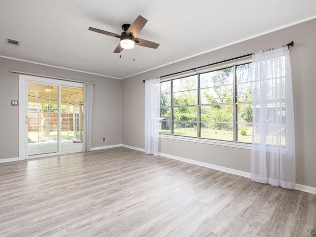1909 Northridge DR, Austin, TX 78723