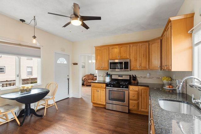 8 Cliff St, Malden, MA 02148