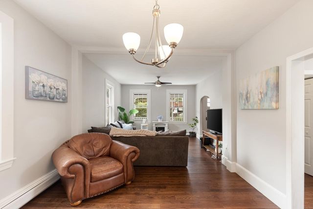 8 Cliff St, Malden, MA 02148