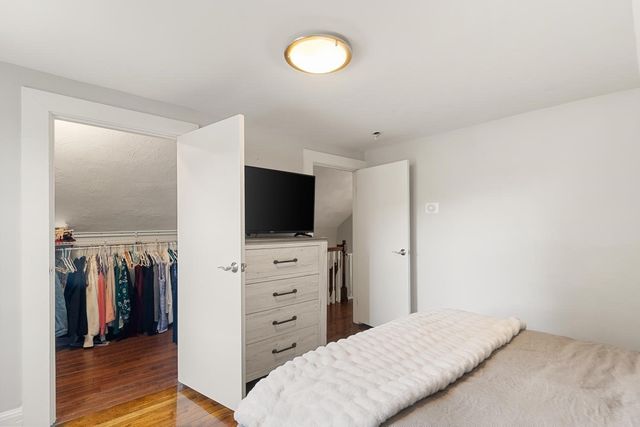 8 Cliff St, Malden, MA 02148