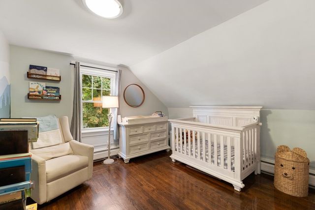 8 Cliff St, Malden, MA 02148