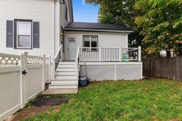 8 Cliff St, Malden, MA 02148