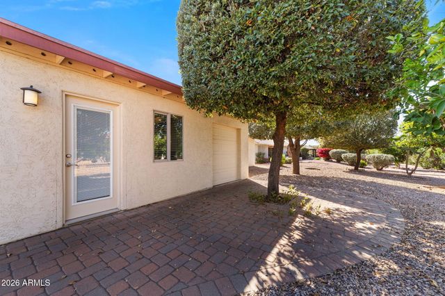 727 LEISURE WORLD --, Mesa, AZ 85206