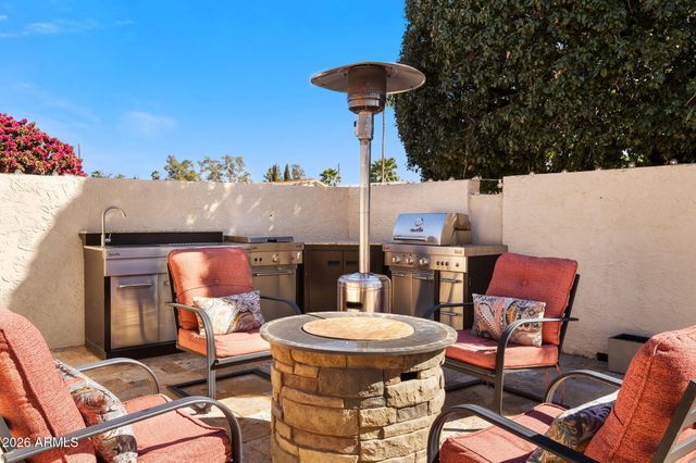 727 LEISURE WORLD --, Mesa, AZ 85206