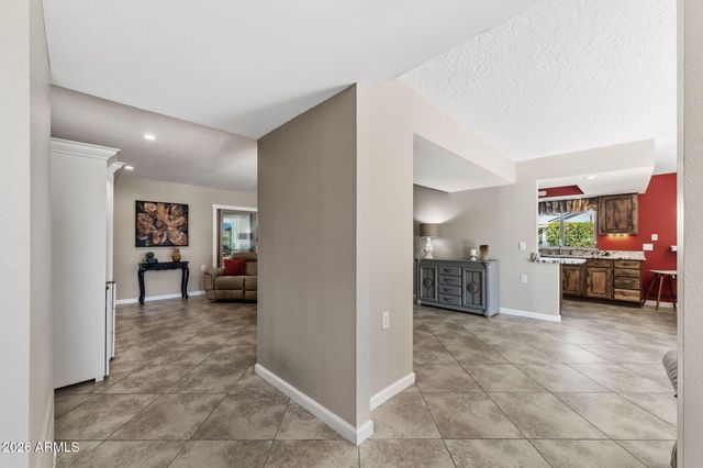 727 LEISURE WORLD --, Mesa, AZ 85206