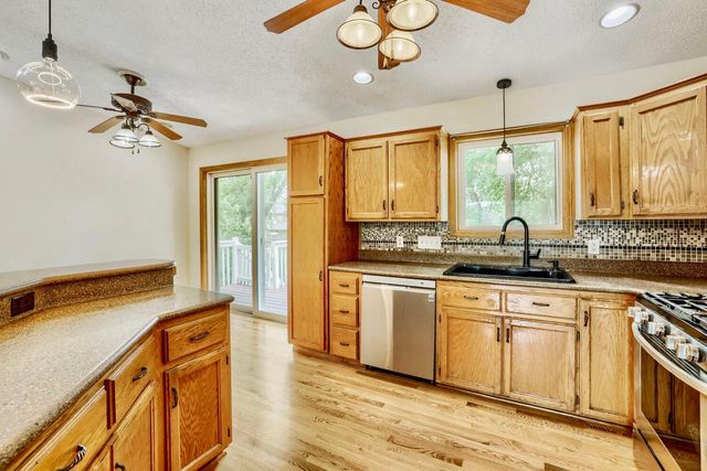 9014 Hampshire Avenue N, Brooklyn Park, MN 55445