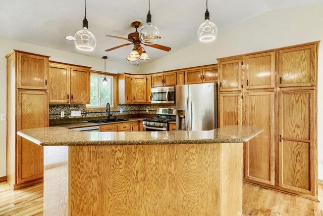 9014 Hampshire Avenue N, Brooklyn Park, MN 55445