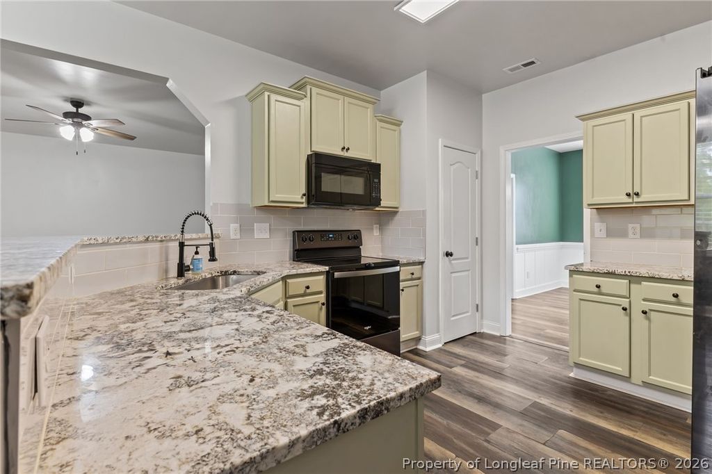 4404 Jockey Whip Lane, Parkton, NC 28371 — photo 12