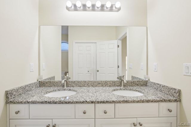 607 Shadow Brooke Lane, Tecumseh, MI 49286