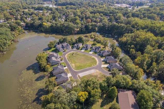 607 Shadow Brooke Lane, Tecumseh, MI 49286