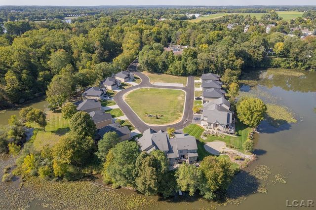 607 Shadow Brooke Lane, Tecumseh, MI 49286