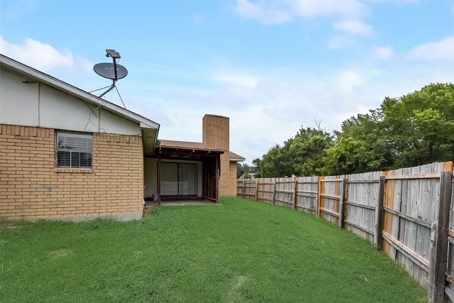 10547 Black Walnut Drive, Dallas, TX 75243