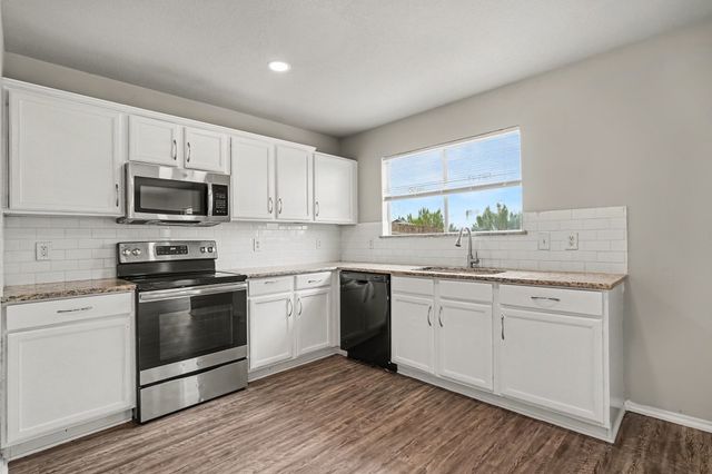1733 Vineridge Lane, Burleson, TX 76028
