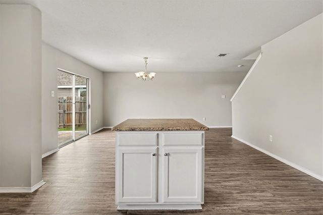 1733 Vineridge Lane, Burleson, TX 76028