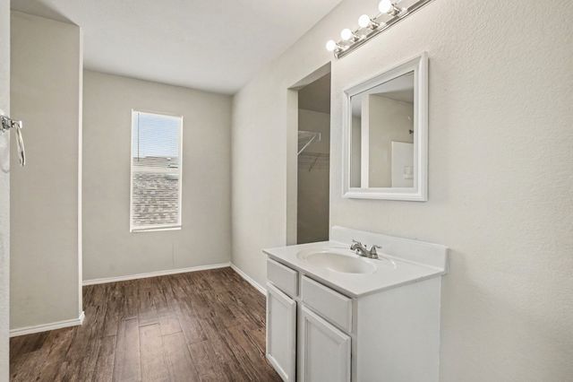 1733 Vineridge Lane, Burleson, TX 76028