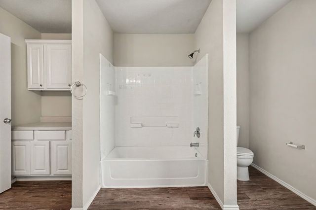1733 Vineridge Lane, Burleson, TX 76028