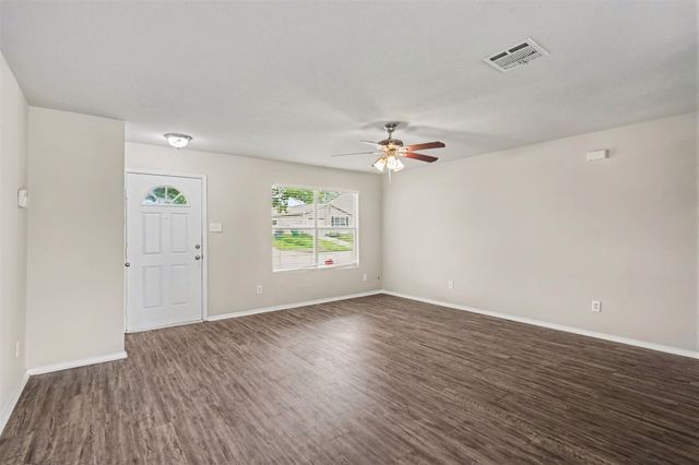 1733 Vineridge Lane, Burleson, TX 76028
