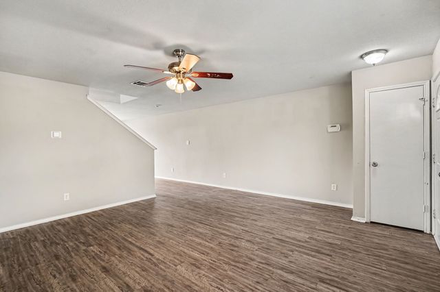 1733 Vineridge Lane, Burleson, TX 76028