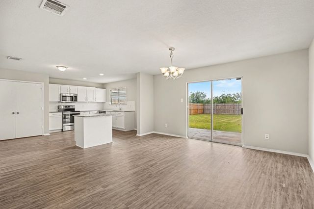 1733 Vineridge Lane, Burleson, TX 76028