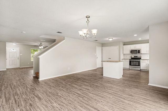 1733 Vineridge Lane, Burleson, TX 76028