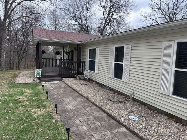 8053 West Lane, Seymour, IN 47274