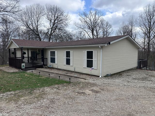 8053 West Lane, Seymour, IN 47274