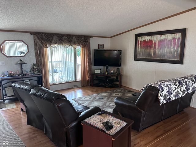 8053 West Lane, Seymour, IN 47274