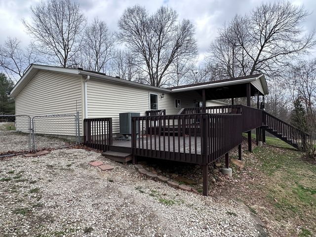 8053 West Lane, Seymour, IN 47274