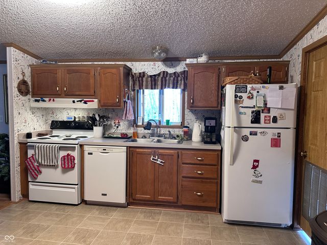 8053 West Lane, Seymour, IN 47274