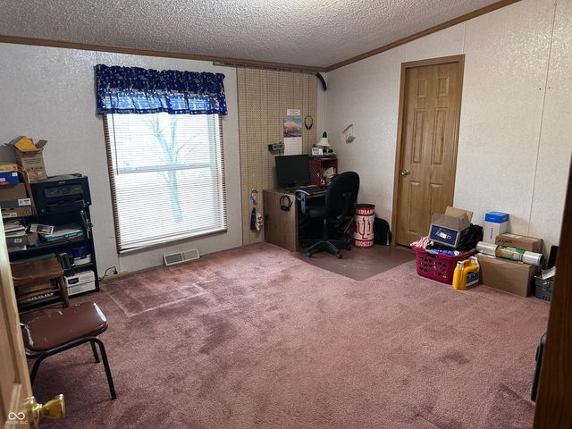 8053 West Lane, Seymour, IN 47274