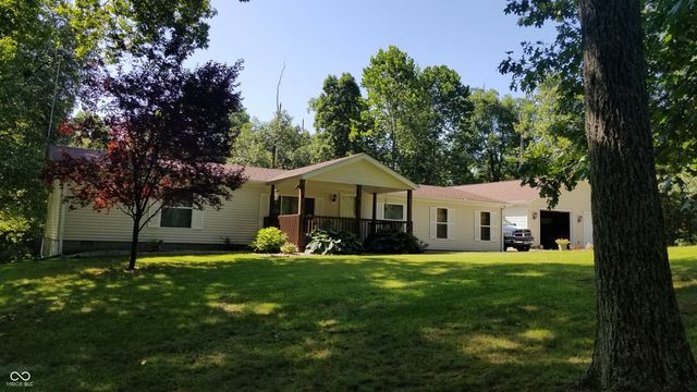 8053 West Lane, Seymour, IN 47274