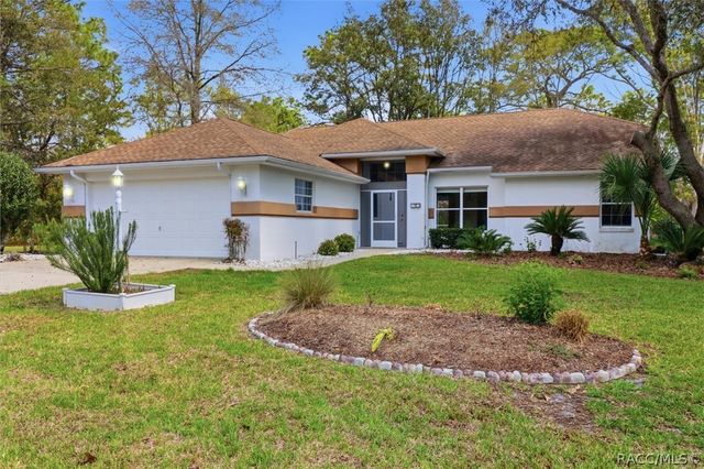13 Bonnie Court N, Homosassa, FL 34446