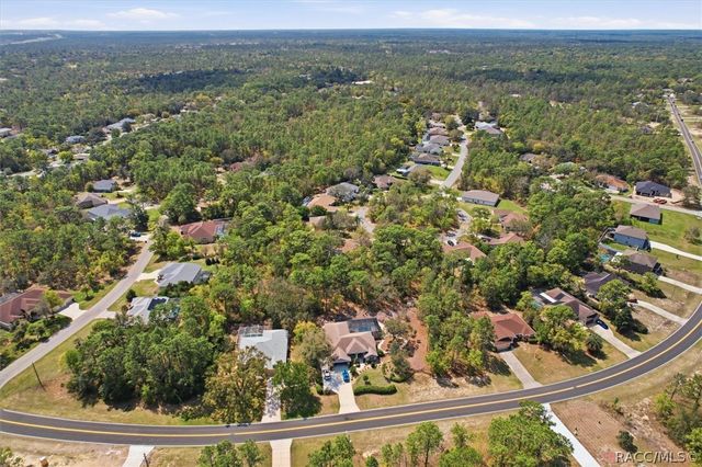 13 Bonnie Court N, Homosassa, FL 34446