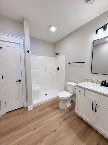 170 Pleasant Hill Drive NW, Swisher, IA 52338