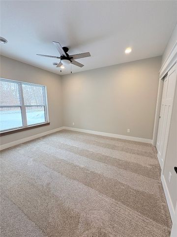 170 Pleasant Hill Drive NW, Swisher, IA 52338