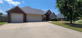2305 Chinquapin Avenue, Bentonville, AR 72713