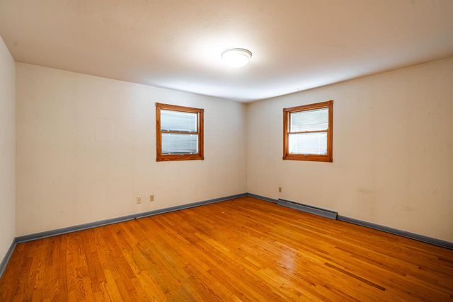 N39W6631 Jackson STREET, Cedarburg, WI 53012