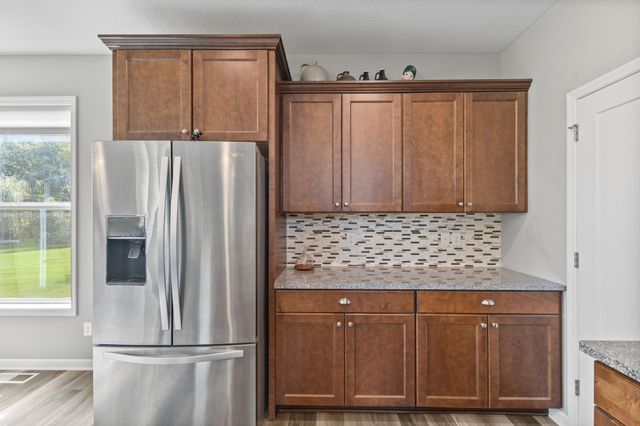 4596 Landings Way, Minnetrista, MN 55375