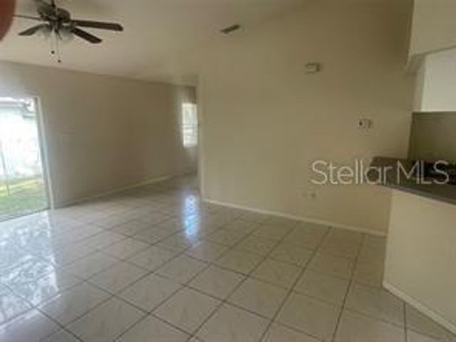 2615 E CURTIS STREET, Tampa, FL 33610