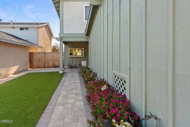 5935 Lake Lindero Drive, Agoura Hills, CA 91301