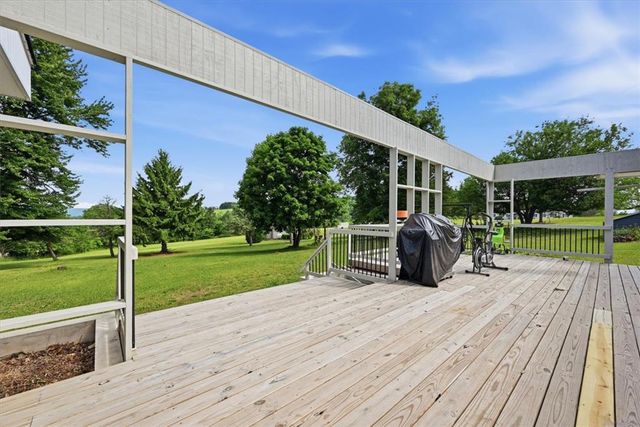 6610 PA-873, Washington Twp, PA 18080