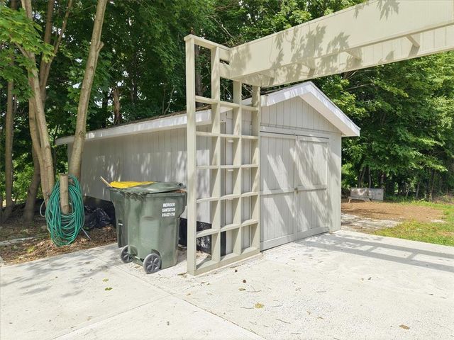 6610 PA-873, Washington Twp, PA 18080