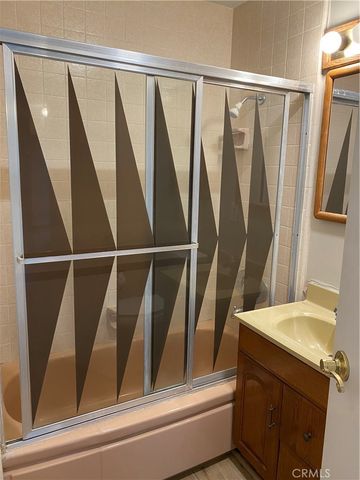 209 E Wilson Avenue, Orange, CA 92867