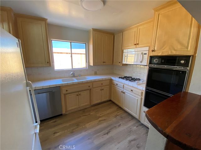209 E Wilson Avenue, Orange, CA 92867