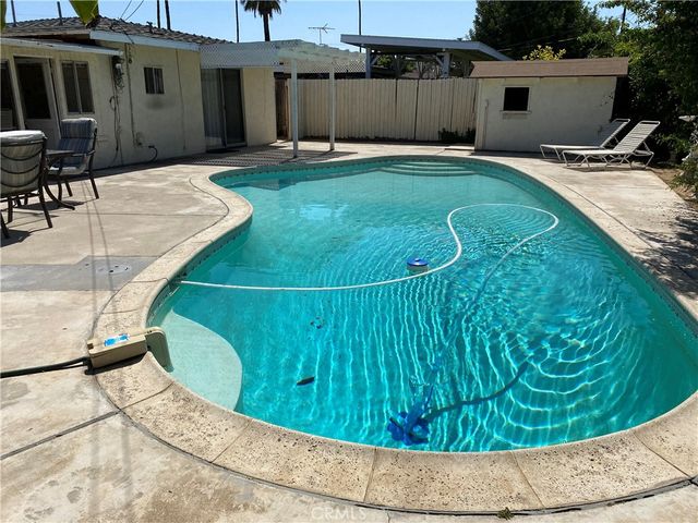 209 E Wilson Avenue, Orange, CA 92867